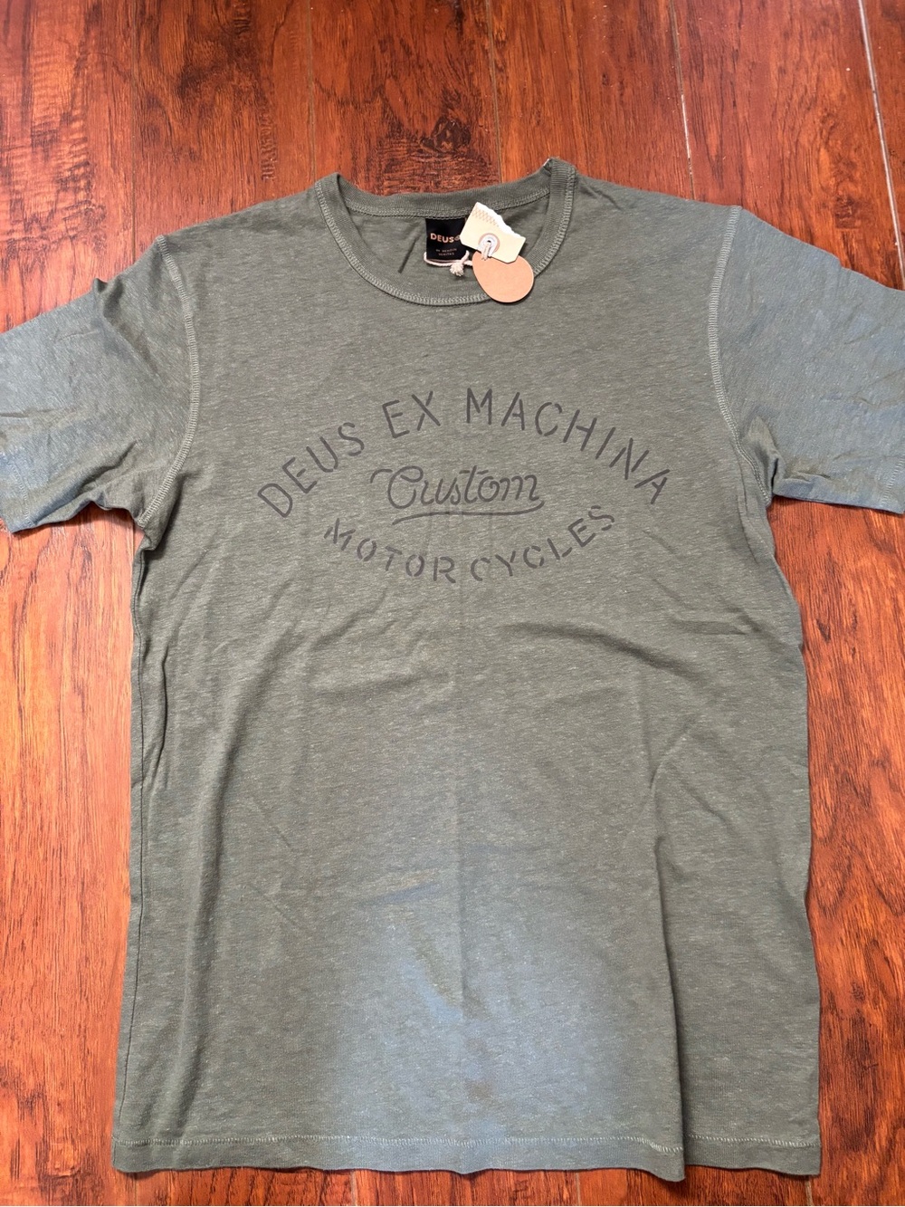 Men's Olive Green 'Custom Motorcycles' Crew T-Shirt tight fit